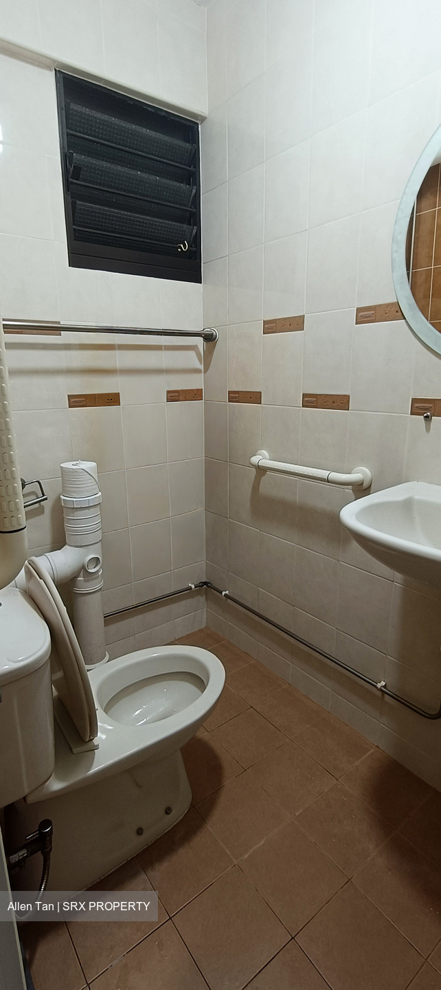 Blk 137 Bishan Green (Bishan), HDB Executive #482389341